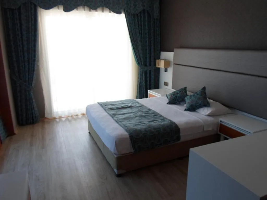 Mehtap Beach Hotel Marmaris 3*,